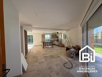 Maison - 150 m² - 5 pièces