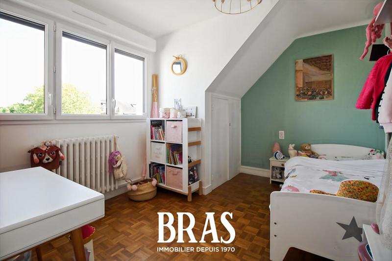 Maison - 142 m² - 7 pièces