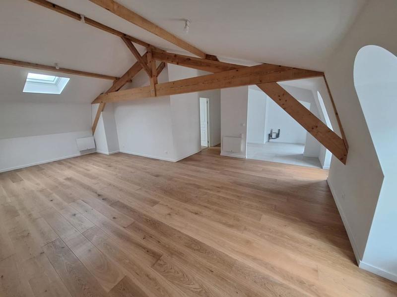 Appartement - 97 m² - 4 pièces