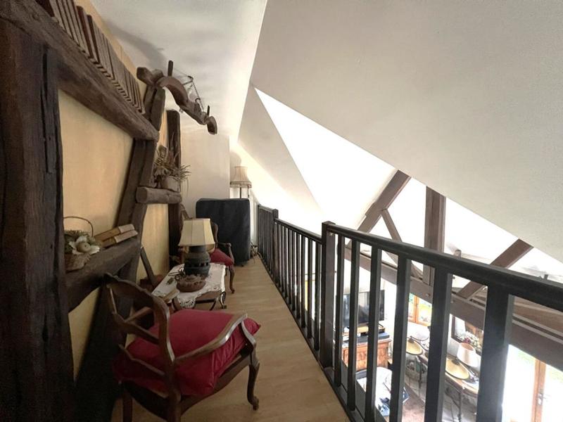 Maison - 197 m² - 6 pièces