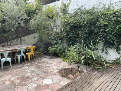 Appartement - 65 m² - 1 pièce