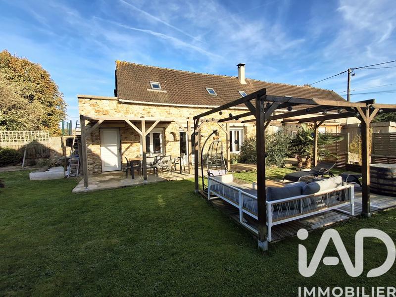 Maison - 121 m² - 5 pièces