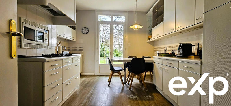 Maison - 165 m² - 5 pièces