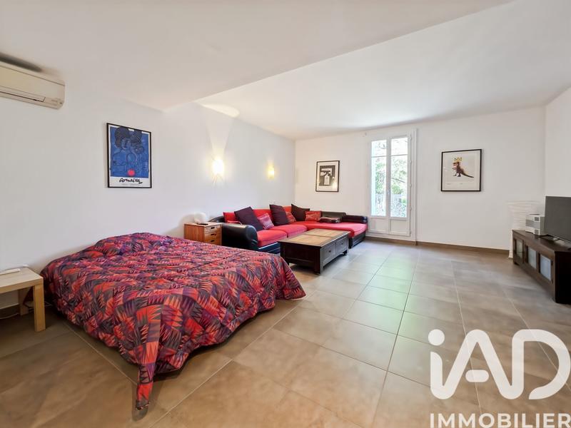 Maison - 315 m² - 9 pièces