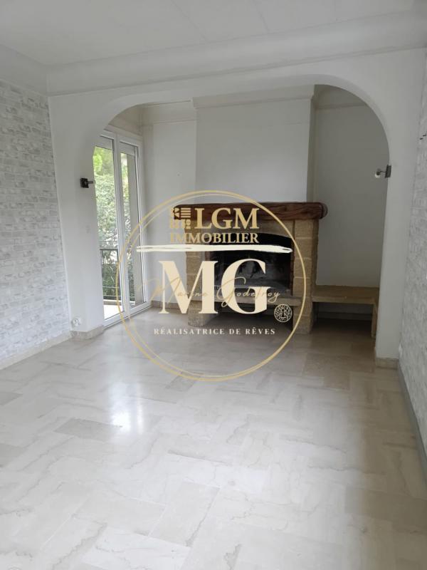 Appartement - 117 m² - 4 pièces