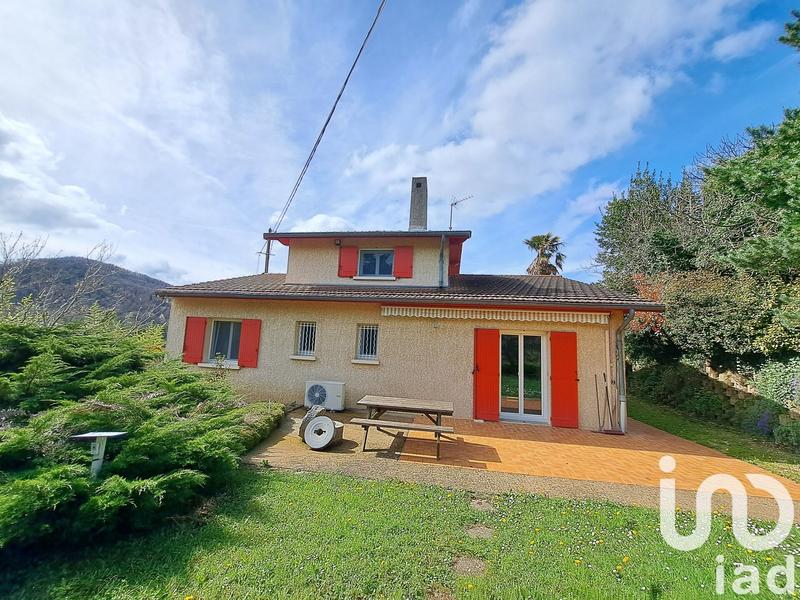 Maison - 122 m² - 5 pièces