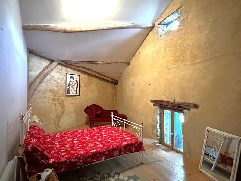 Maison traditionnelle - 117 m² - 6 pièces