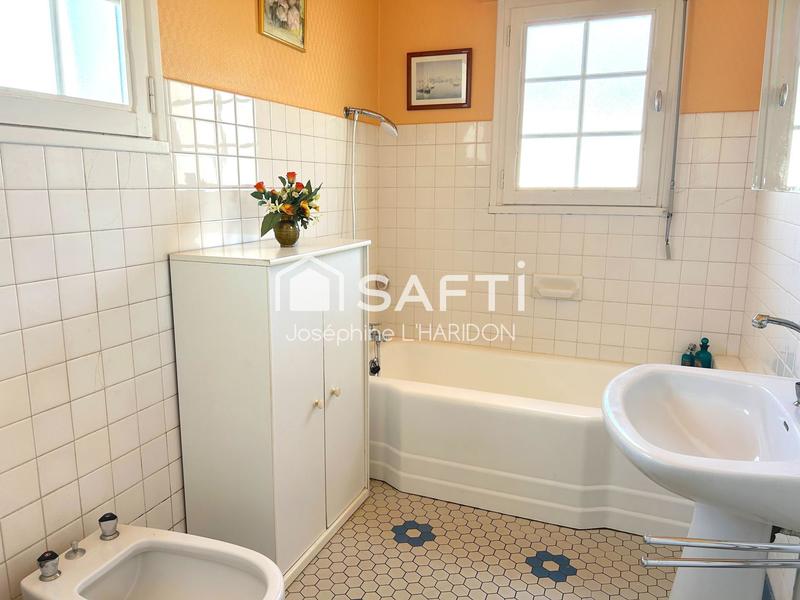 Maison - 161 m² - 7 pièces