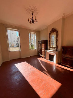 Appartement - 167 m² - 5 pièces