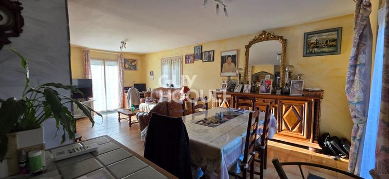 Maison - 104 m² - 4 pièces