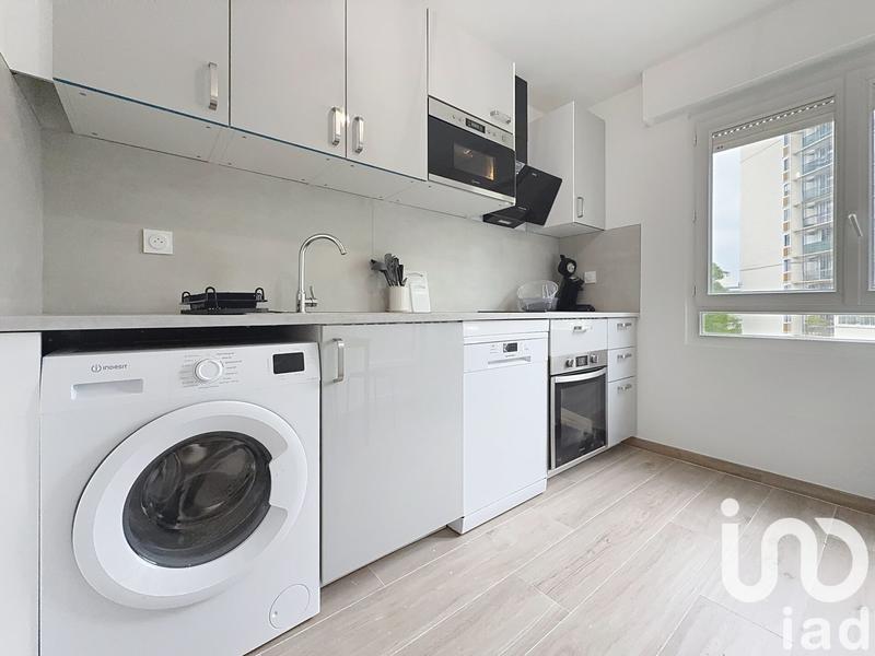 Appartement - 95 m² - 6 pièces