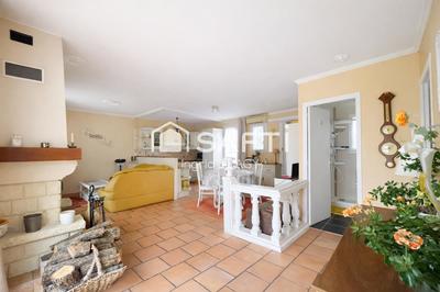 Maison - 82 m² - 3 pièces