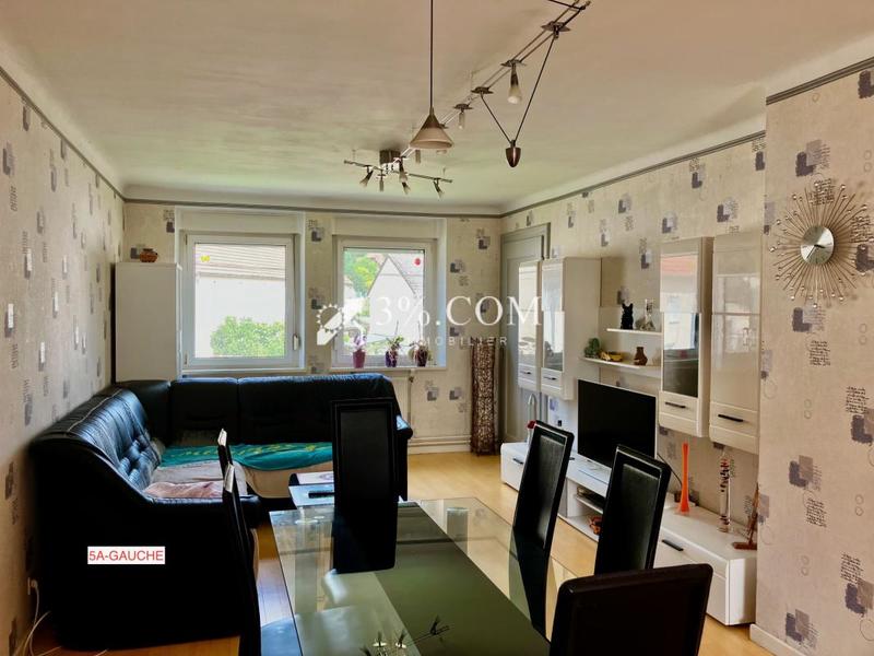 Maison - 230 m² - 9 pièces