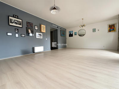 Appartement - 90 m² - 3 pièces