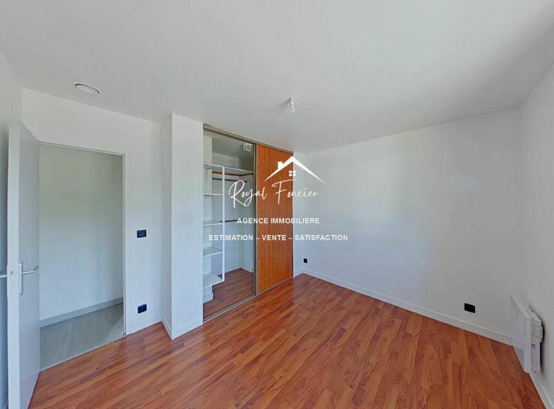 Maison - 93 m² - 4 pièces