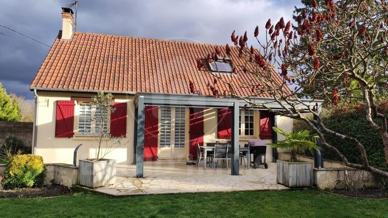 Maison - 95 m² - 5 pièces