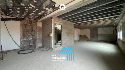 Appartement - 80 m² - 4 pièces