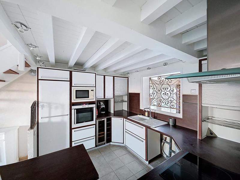 Maison - 170 m² - 6 pièces