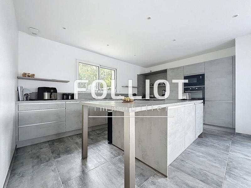 Maison - 115 m² - 5 pièces