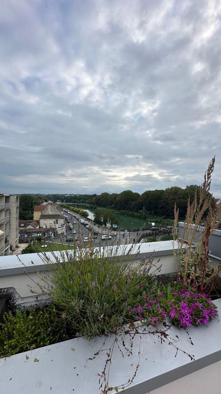 Appartement - 84 m² - 4 pièces