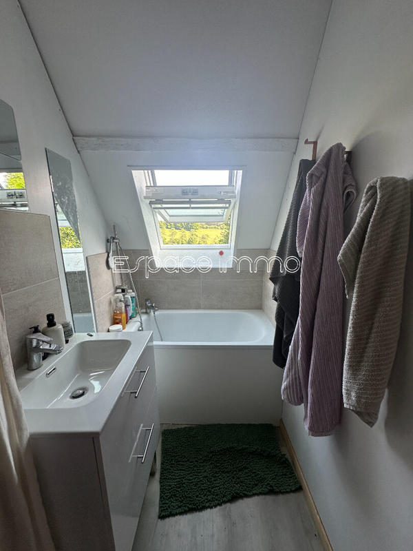 Maison - 158 m² - 7 pièces