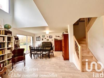 Maison - 140 m² - 5 pièces