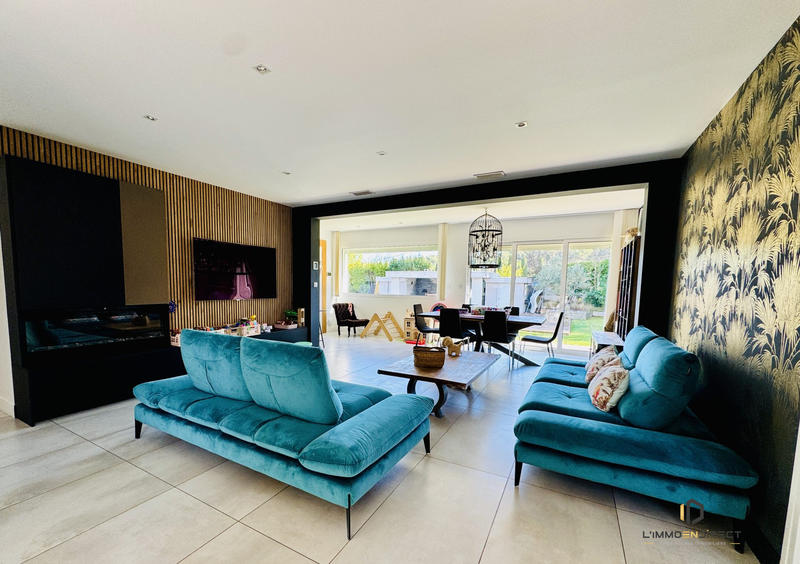 Maison contemporaine - 180 m² - 6 pièces