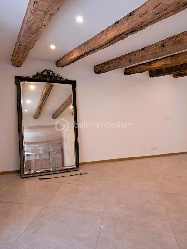 Maison ancienne - 180 m² - 11 pièces