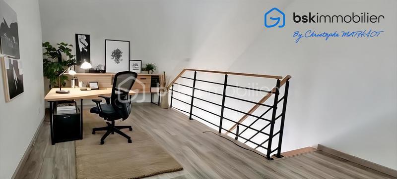 Maison - 153 m² - 8 pièces