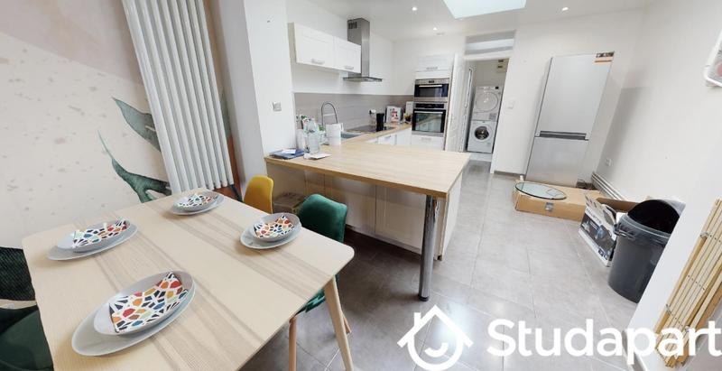 Chambre - 9 m² - 1 pièce