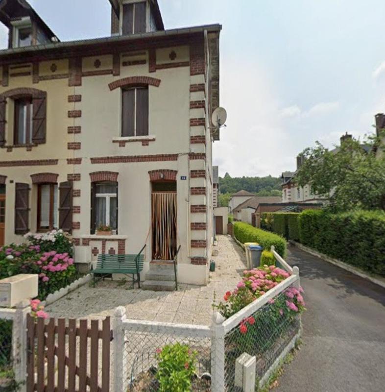 Maison - 80 m² - 4 pièces