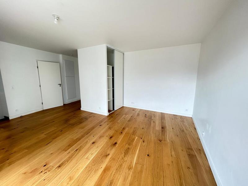 Studio - 37 m² - 1 pièce