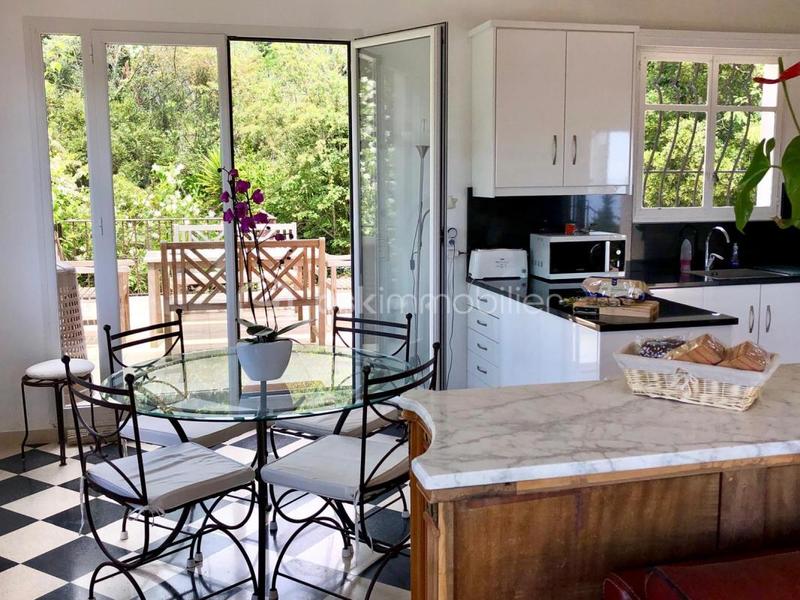 Villa - 178 m² - 6 pièces