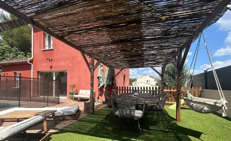 Maison - 92 m² - 4 pièces