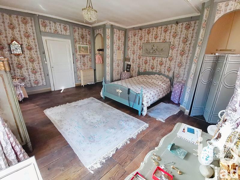 Maison - 300 m² - 9 pièces