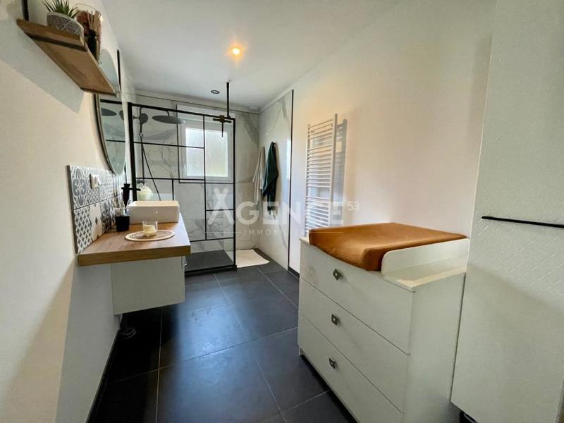 Maison - 135 m² - 6 pièces