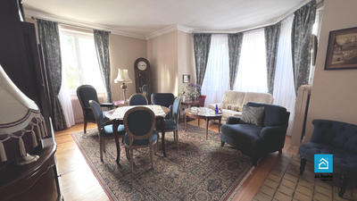 Appartement - 95 m² - 3 pièces