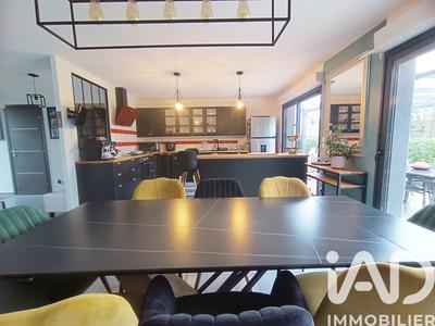 Maison - 117 m² - 5 pièces