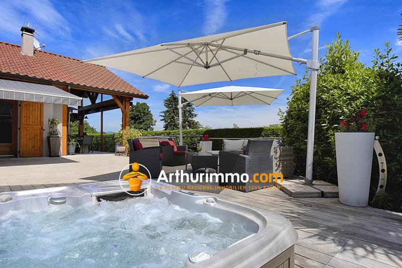 Maison - 181 m² - 6 pièces