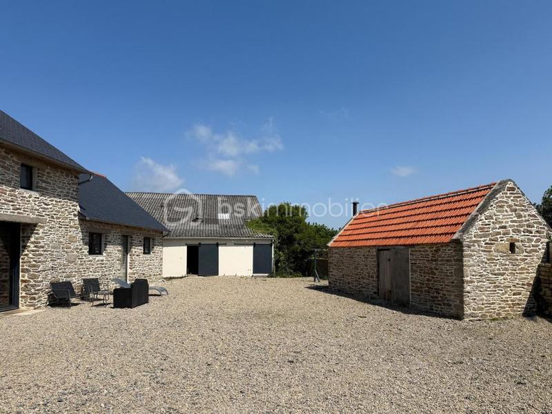 Corps de ferme - 145 m² - 6 pièces