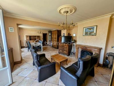 Maison - 148 m² - 6 pièces