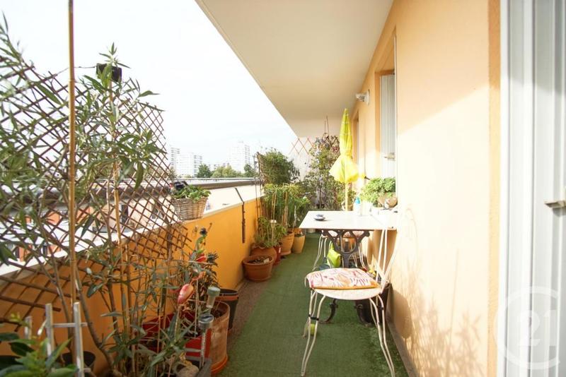 Appartement - 76 m² - 4 pièces