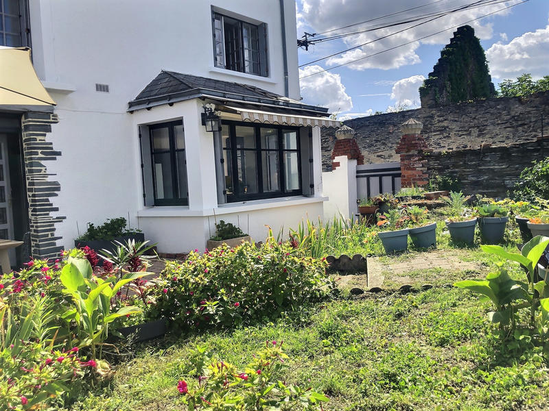 Maison - 165 m² - 5 pièces