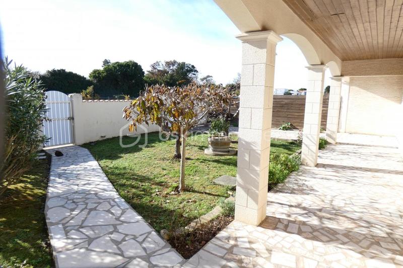 Maison traditionnelle - 120 m² - 6 pièces