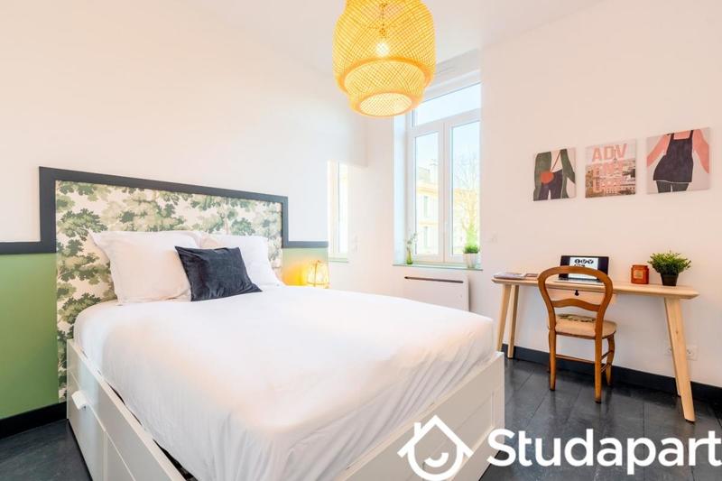 Chambre - 14 m² - 1 pièce