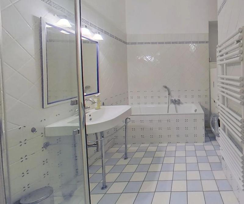 Appartement ancien - 188 m² - 5 pièces