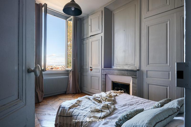 Appartement - 97 m² - 4 pièces