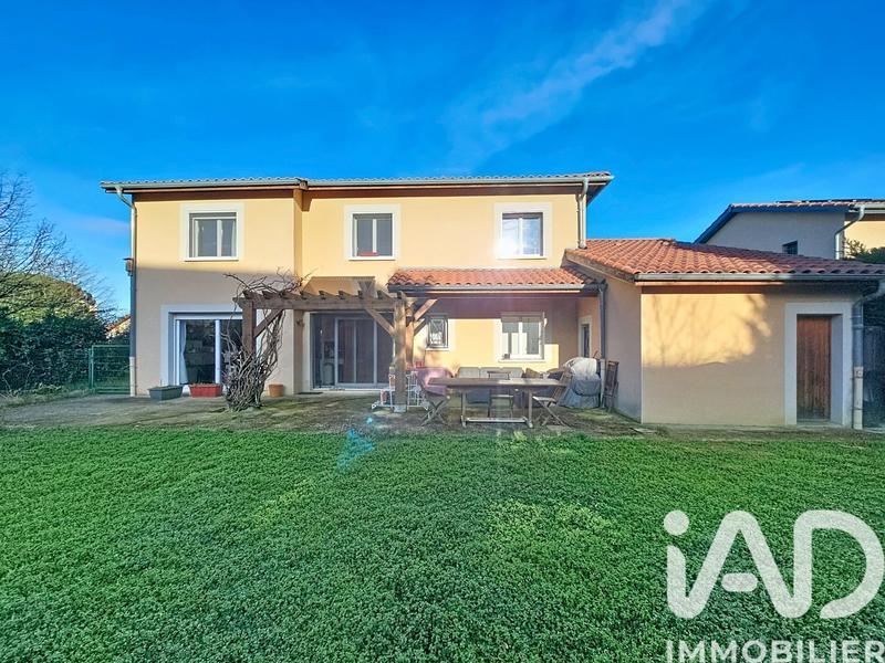 Maison - 192 m² - 7 pièces