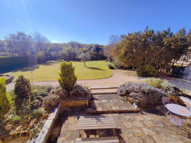 Propriété - 205 m² - 8 pièces