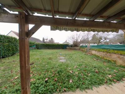 Maison - 95 m² - 5 pièces